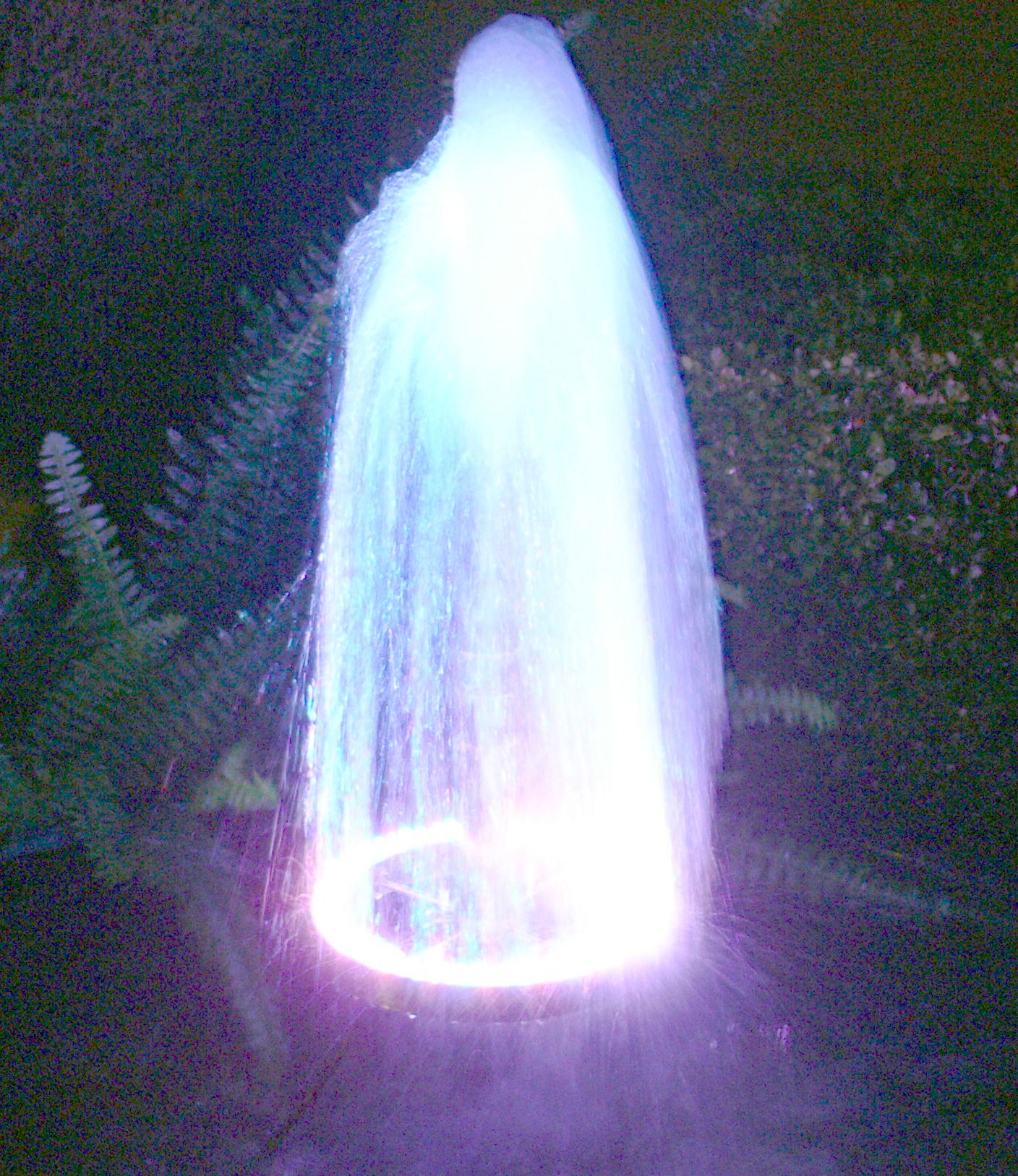 straight up water fountain with LED light ring